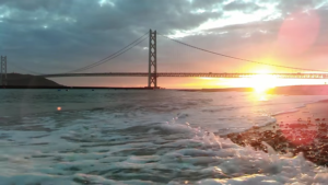 明石海峡に沈む夕日　アジュール舞子