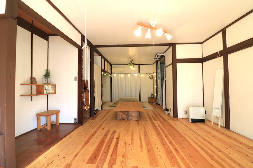 Living room_chair and Kotatsu 